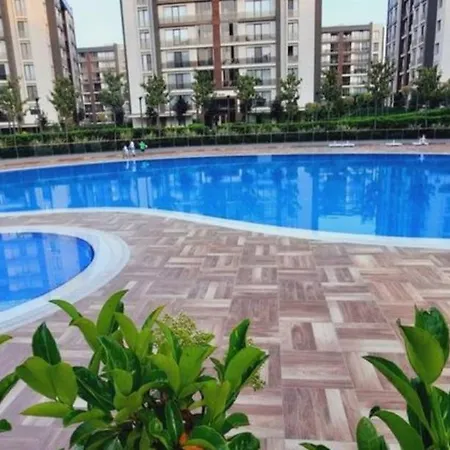 On Life Konut Kompleksinde Tek Yatak Odali Birim * اسطنبول